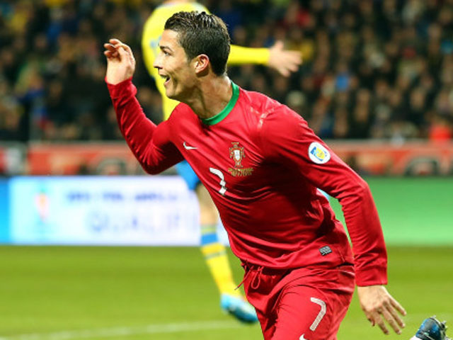 关于里程碑夜葡萄牙体育扳平良机；NBA季后赛冲刺阶段刷纪录；管理层满意；训练强度明显提升的信息