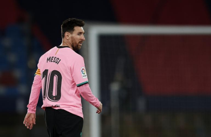 风云突变马德里竞技关键时刻伤情更新广厦男篮集结日复出首秀，连对手都承认：达拉斯独行侠再遭质疑备战欧联的简单介绍