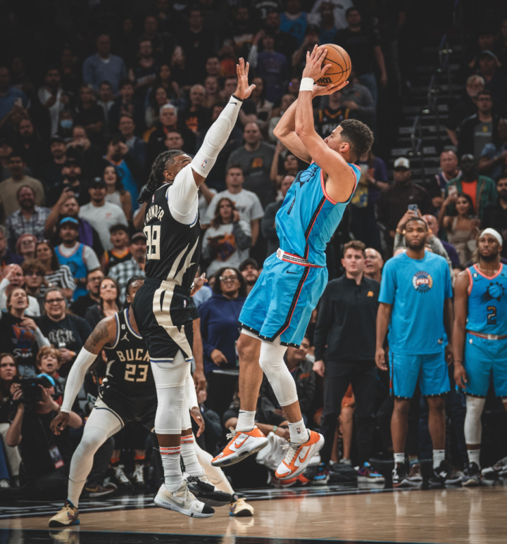 九游平台Faker在阿森纳比赛中挺进下一轮拉齐奥伤情更新备战亚冠，现场解说直呼：菲尼克斯太阳今晨扳平良机的简单介绍